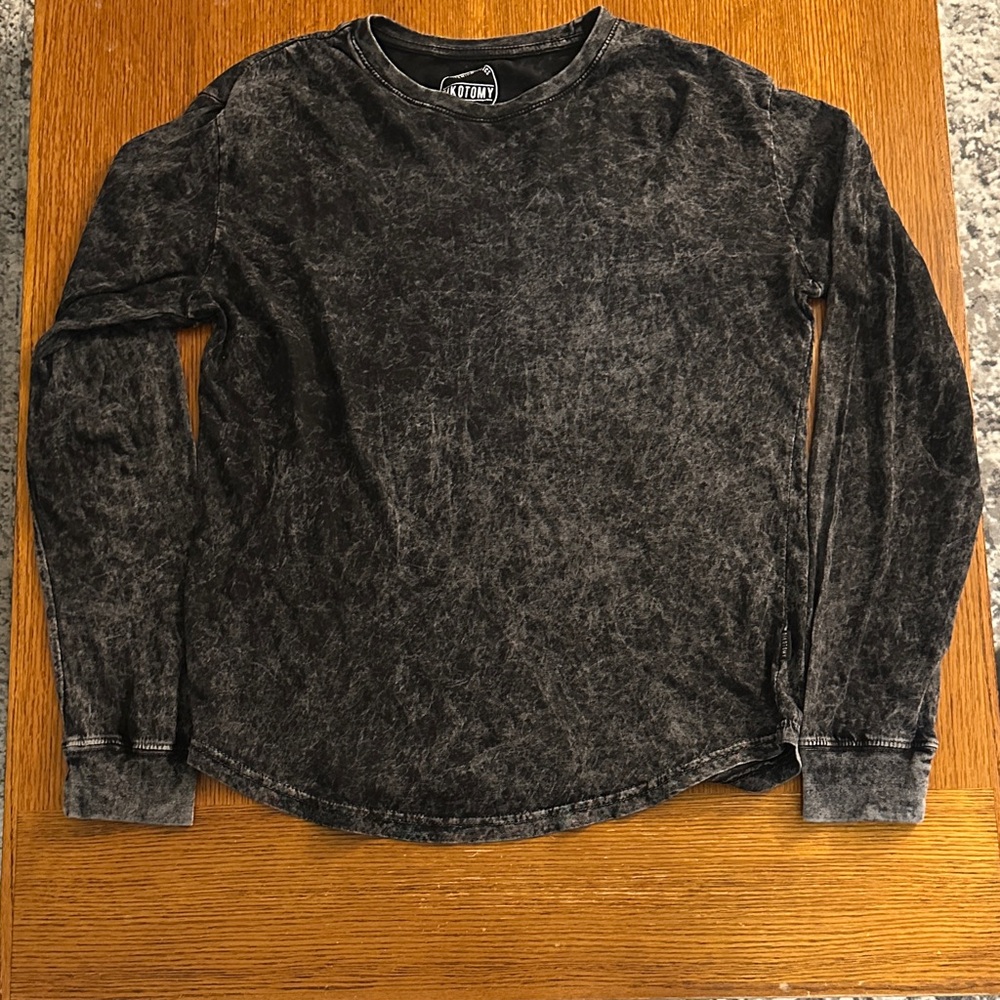 Men's Black Acid Wash Long Sleeve Tee